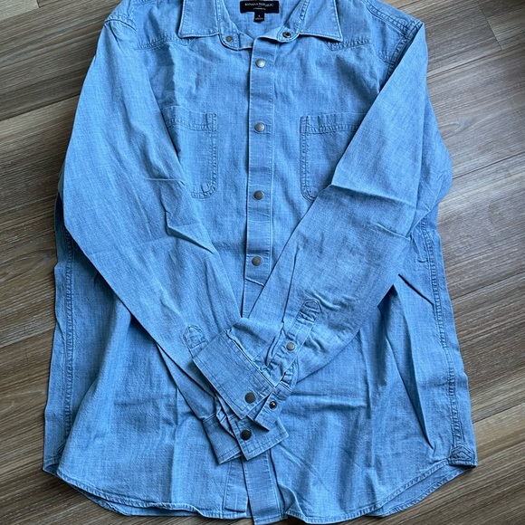 Men’s Button Down Casual Shirt - Picture 4 of 4